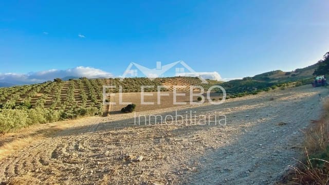 Grunde uden byggetilladelser til salg i Antequera - € 99.900 (Ref: 10045346)