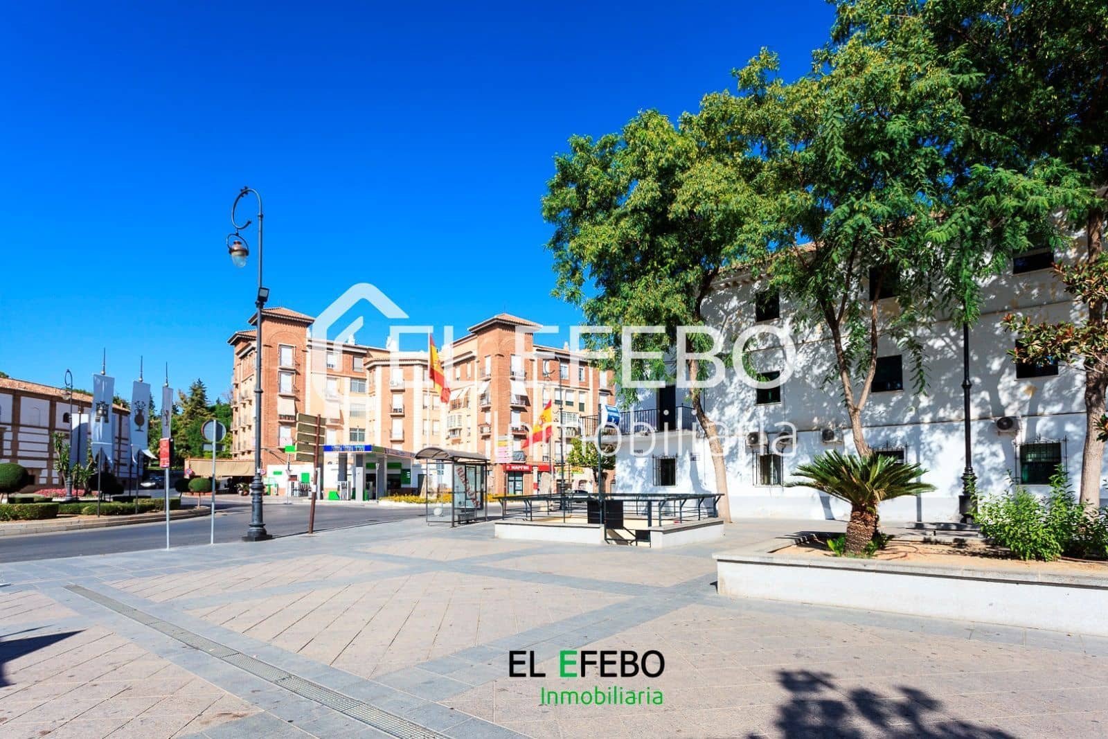 Kommersiell till salu i Antequera - 124 000 € (Ref: 10045350)