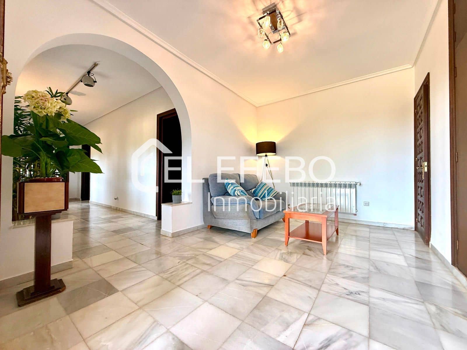 3 sovrum Villa till salu i Antequera med pool garage - 489 000 € (Ref: 10045355)