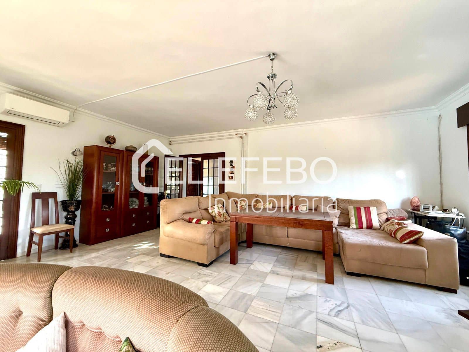 3 sovrum Villa till salu i Antequera med pool garage - 489 000 € (Ref: 10045355)