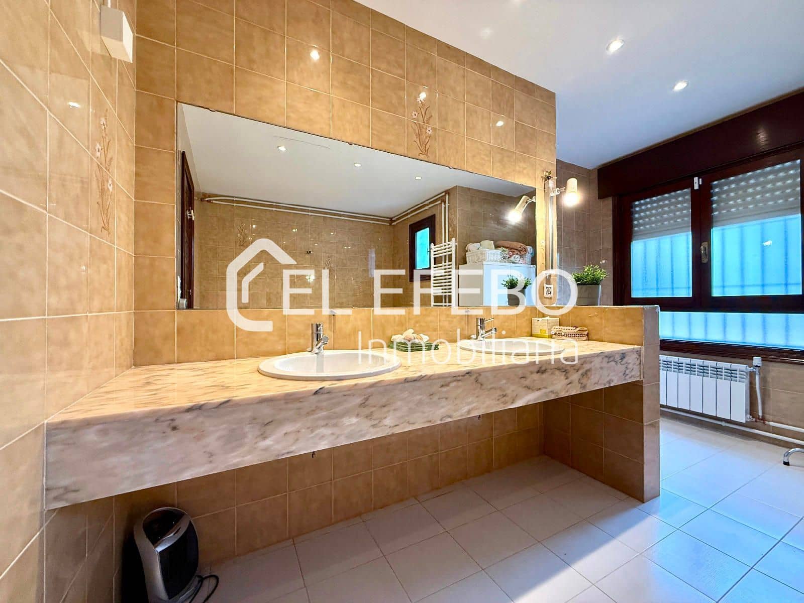 3 sovrum Villa till salu i Antequera med pool garage - 489 000 € (Ref: 10045355)