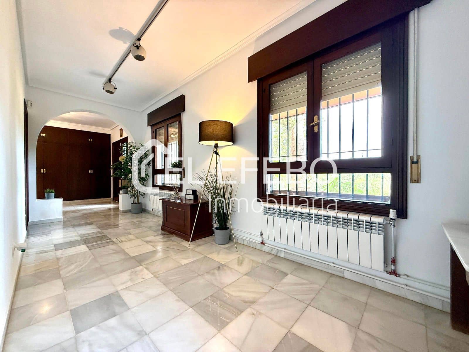 3 sovrum Villa till salu i Antequera med pool garage - 489 000 € (Ref: 10045355)