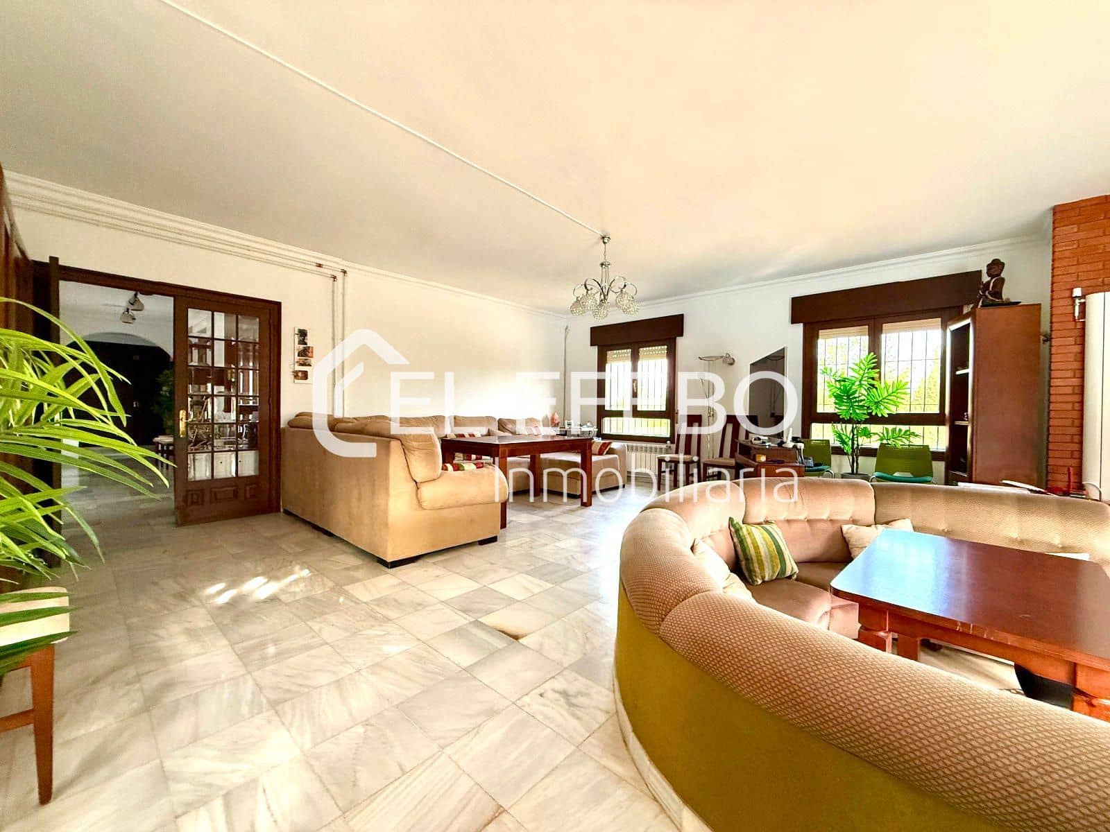 3 sovrum Villa till salu i Antequera med pool garage - 489 000 € (Ref: 10045355)