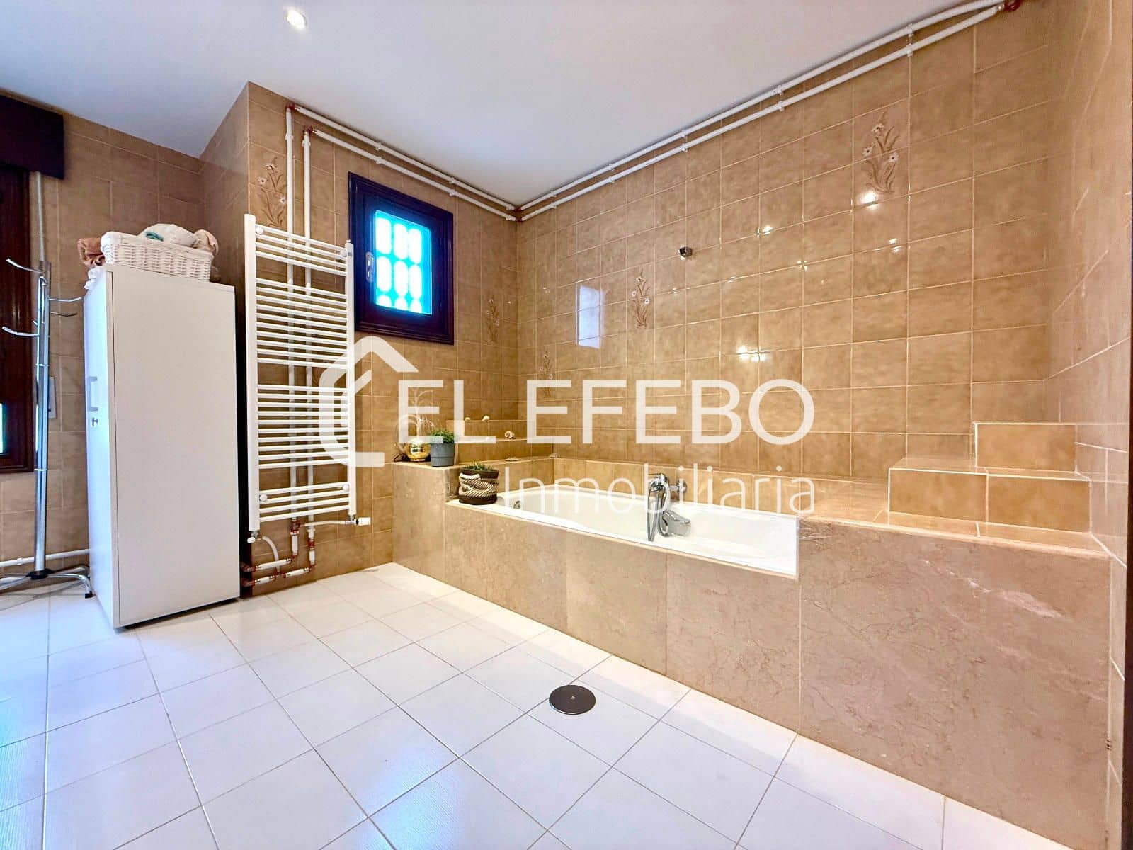 3 sovrum Villa till salu i Antequera med pool garage - 489 000 € (Ref: 10045355)