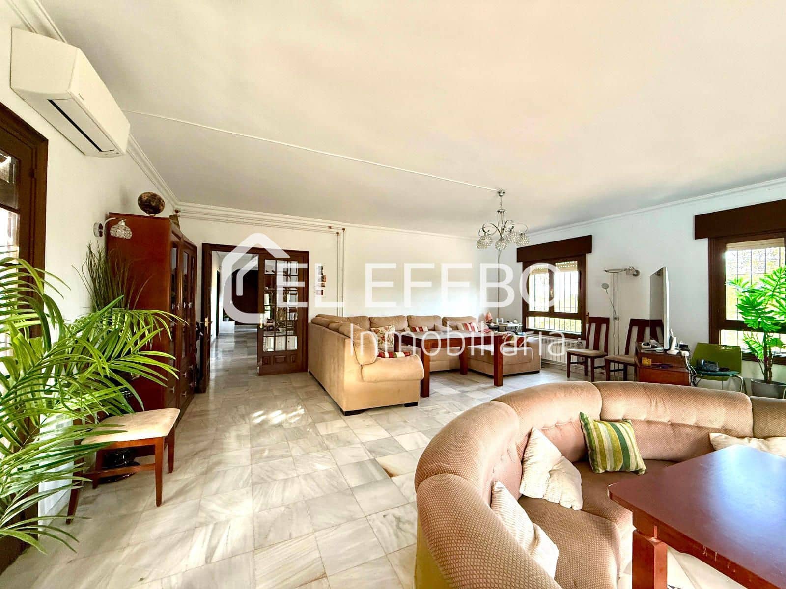 3 sovrum Villa till salu i Antequera med pool garage - 489 000 € (Ref: 10045355)