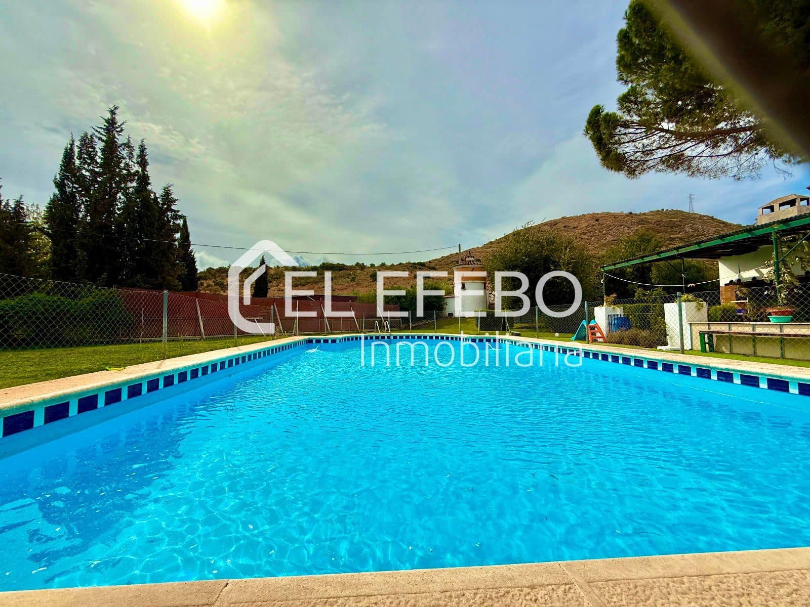 3 sovrum Villa till salu i Antequera med pool garage - 489 000 € (Ref: 10045355)