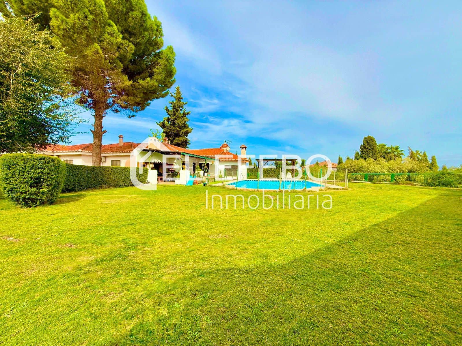 3 sovrum Villa till salu i Antequera med pool garage - 489 000 € (Ref: 10045355)