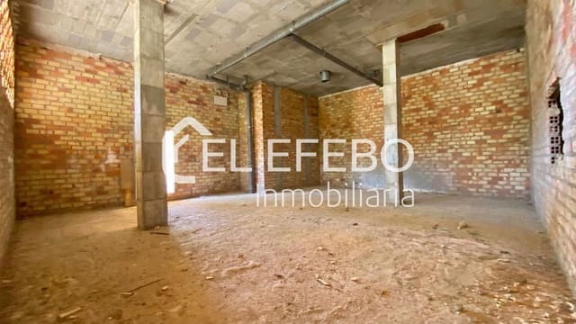 Komercyjne na sprzedaż w Antequera - 85 000 € (Ref: 10045356)