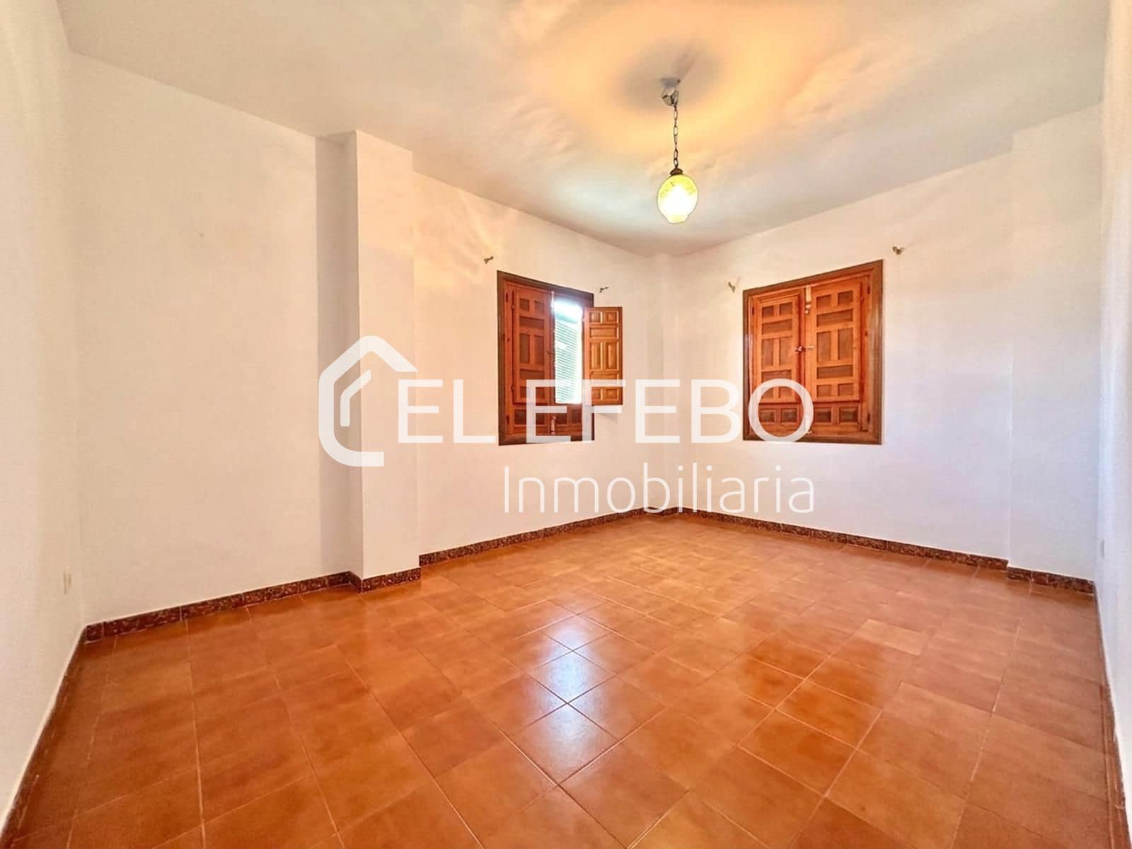 6 soveværelse Villa til salg i Antequera med swimmingpool garage - € 600.000 (Ref: 10045358)