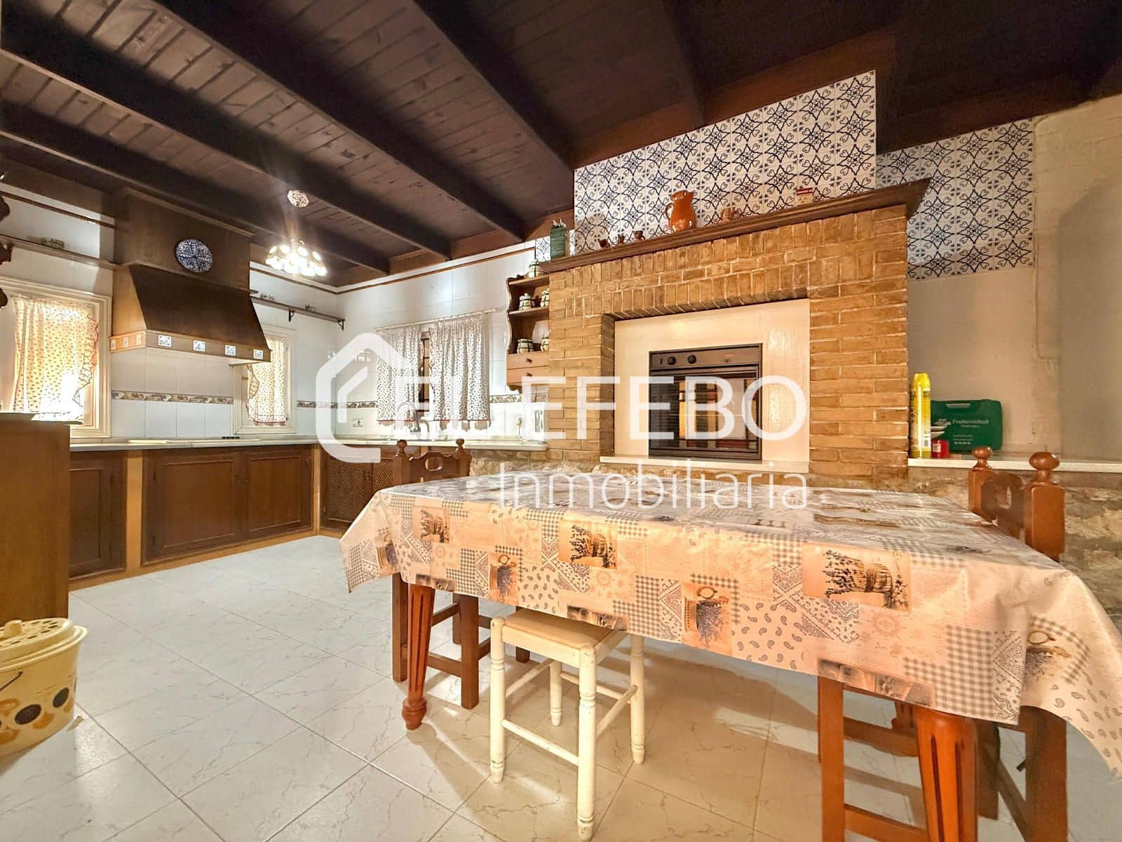 6 soveværelse Villa til salg i Antequera med swimmingpool garage - € 600.000 (Ref: 10045358)