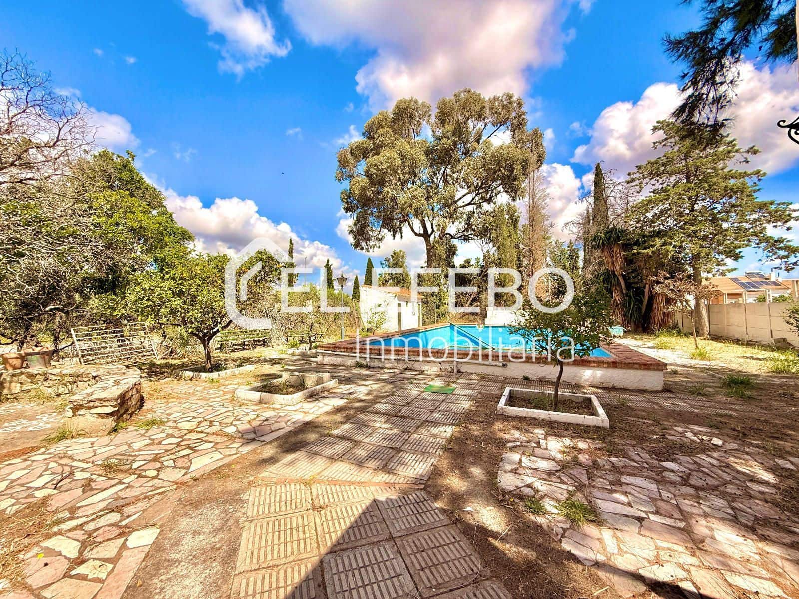 6 soveværelse Villa til salg i Antequera med swimmingpool garage - € 600.000 (Ref: 10045358)