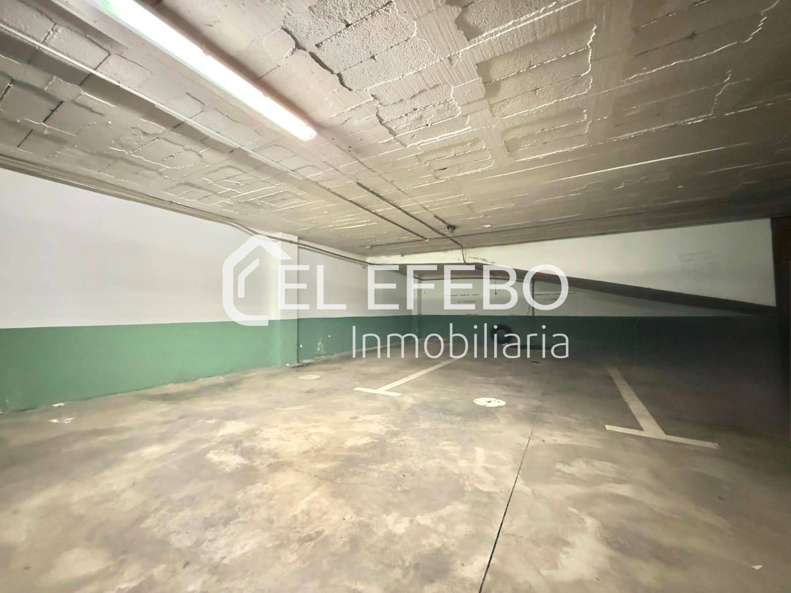 Garage for sale in Antequera - € 38,000 (Ref: 10045359)