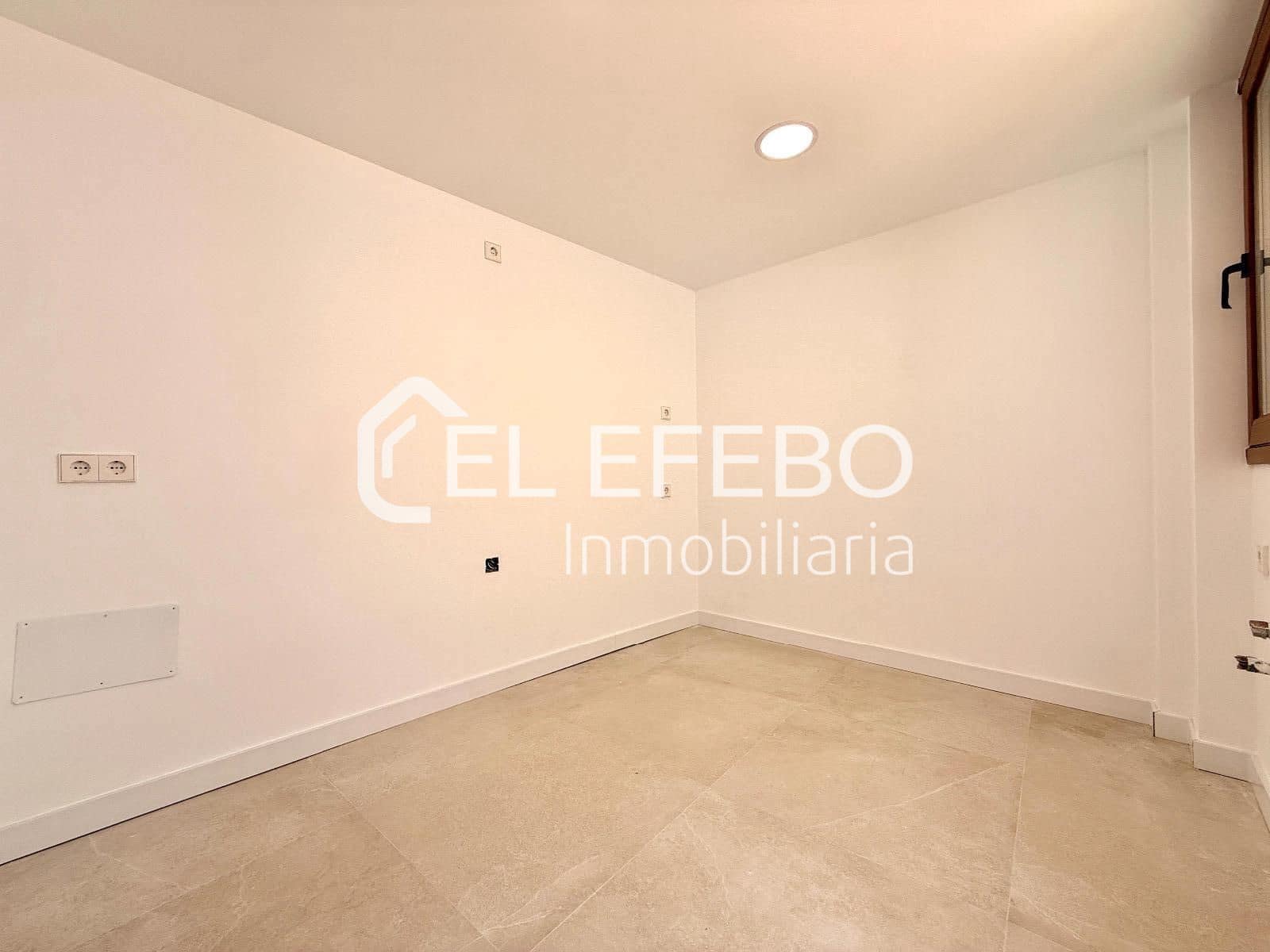 3 soveværelse Villa til salg i Antequera - € 250.000 (Ref: 10045360)