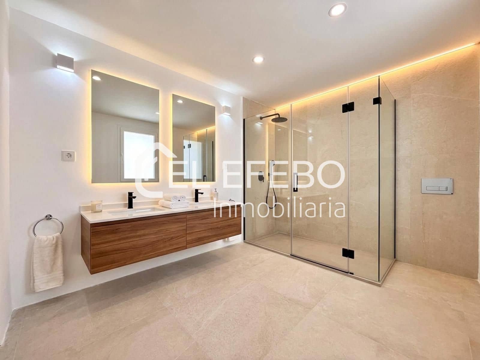 3 soveværelse Villa til salg i Antequera - € 250.000 (Ref: 10045360)