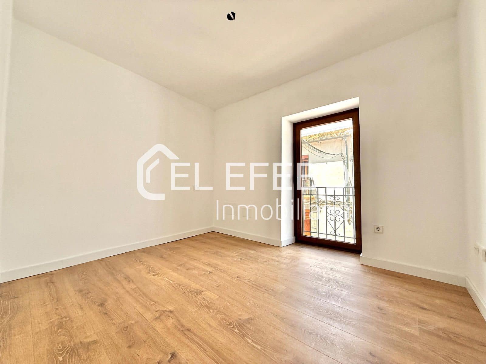 3 soveværelse Villa til salg i Antequera - € 250.000 (Ref: 10045360)
