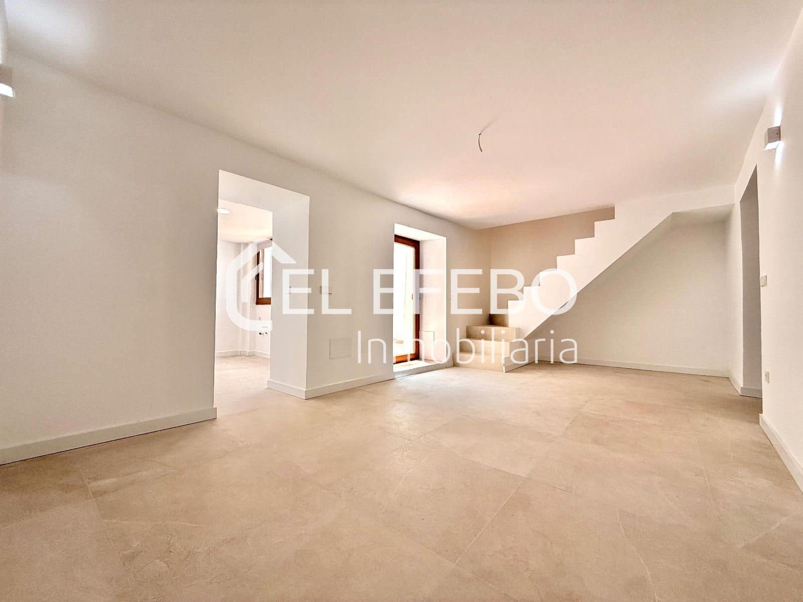 3 soveværelse Villa til salg i Antequera - € 250.000 (Ref: 10045360)