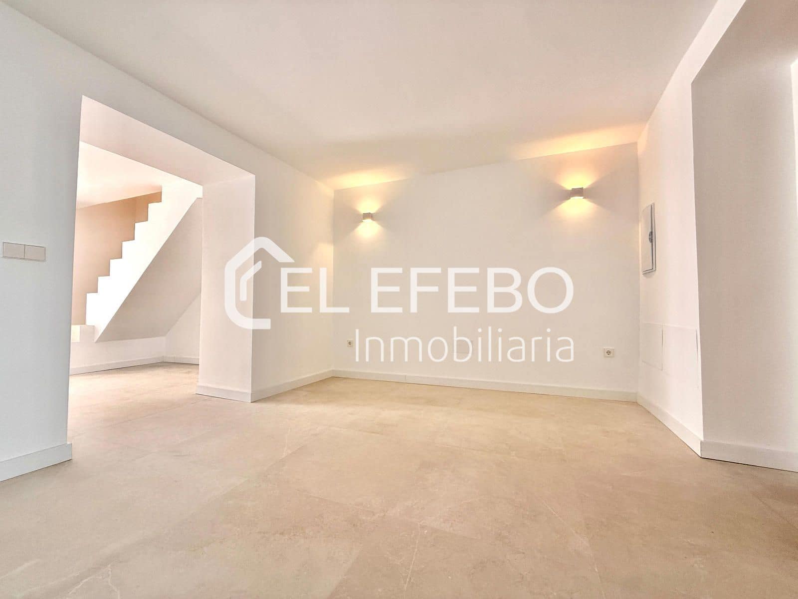 3 soveværelse Villa til salg i Antequera - € 250.000 (Ref: 10045360)