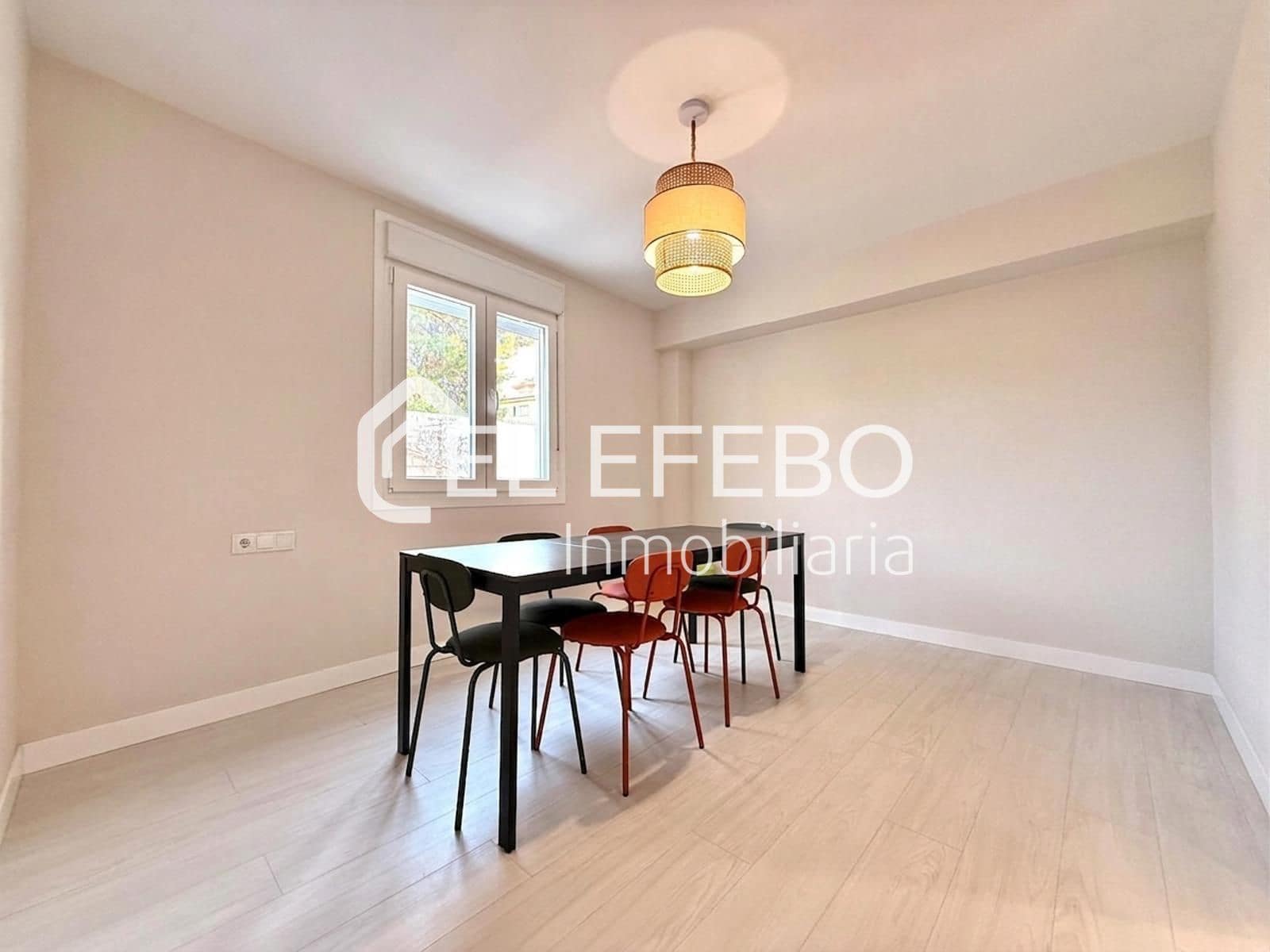 3 soveværelse Lejlighed til salg i Antequera - € 259.000 (Ref: 10045361)