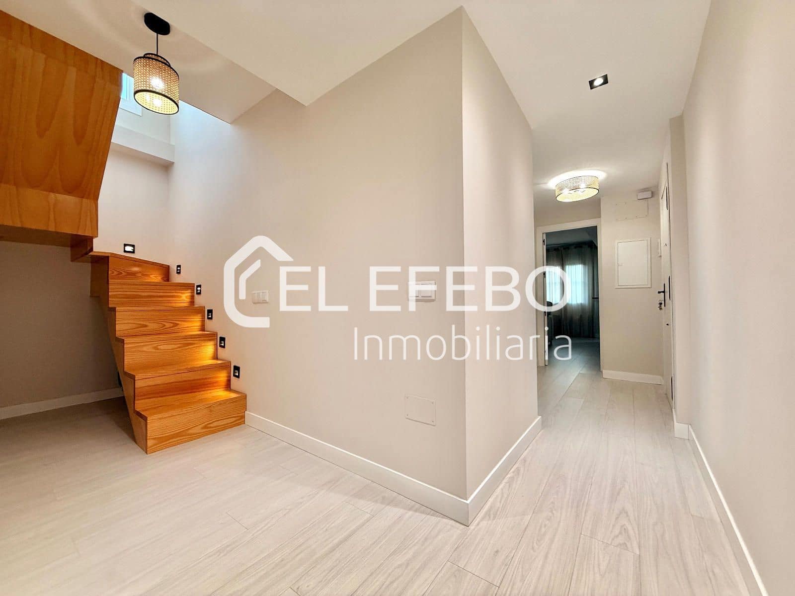 3 soveværelse Lejlighed til salg i Antequera - € 259.000 (Ref: 10045361)