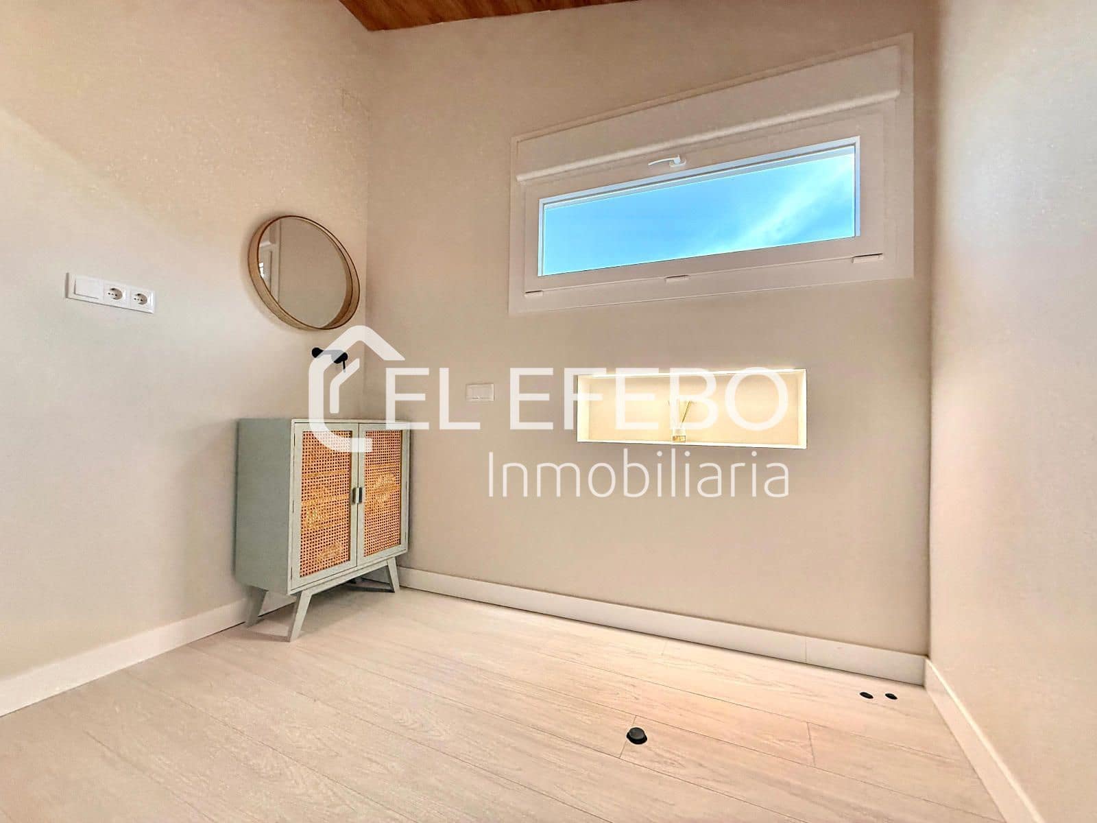 3 soveværelse Lejlighed til salg i Antequera - € 259.000 (Ref: 10045361)