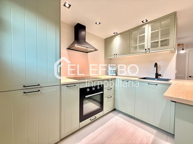 3 soveværelse Lejlighed til salg i Antequera - € 259.000 (Ref: 10045361)