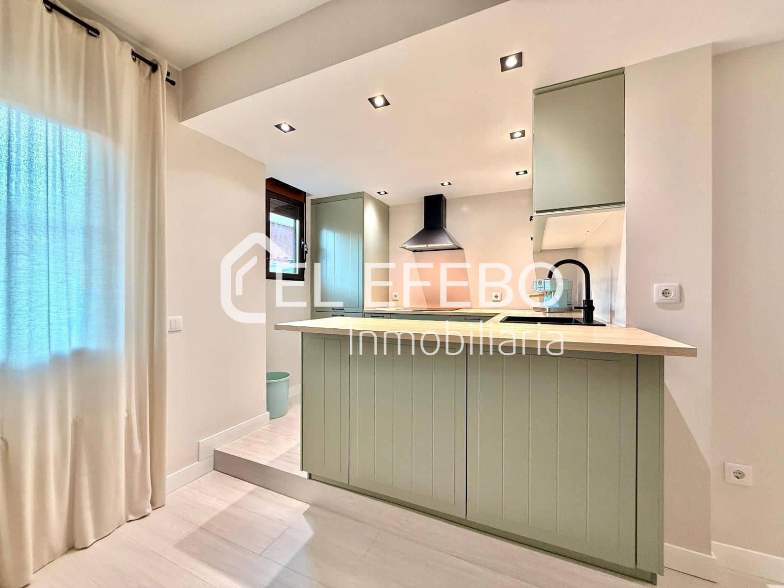 3 soveværelse Lejlighed til salg i Antequera - € 259.000 (Ref: 10045361)