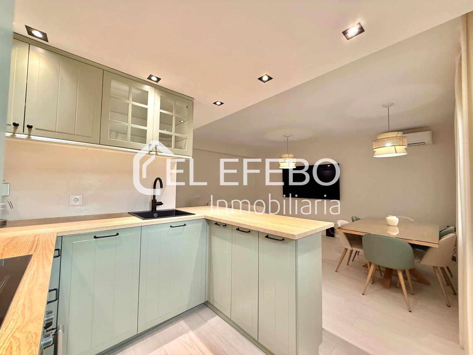 3 soveværelse Lejlighed til salg i Antequera - € 259.000 (Ref: 10045361)