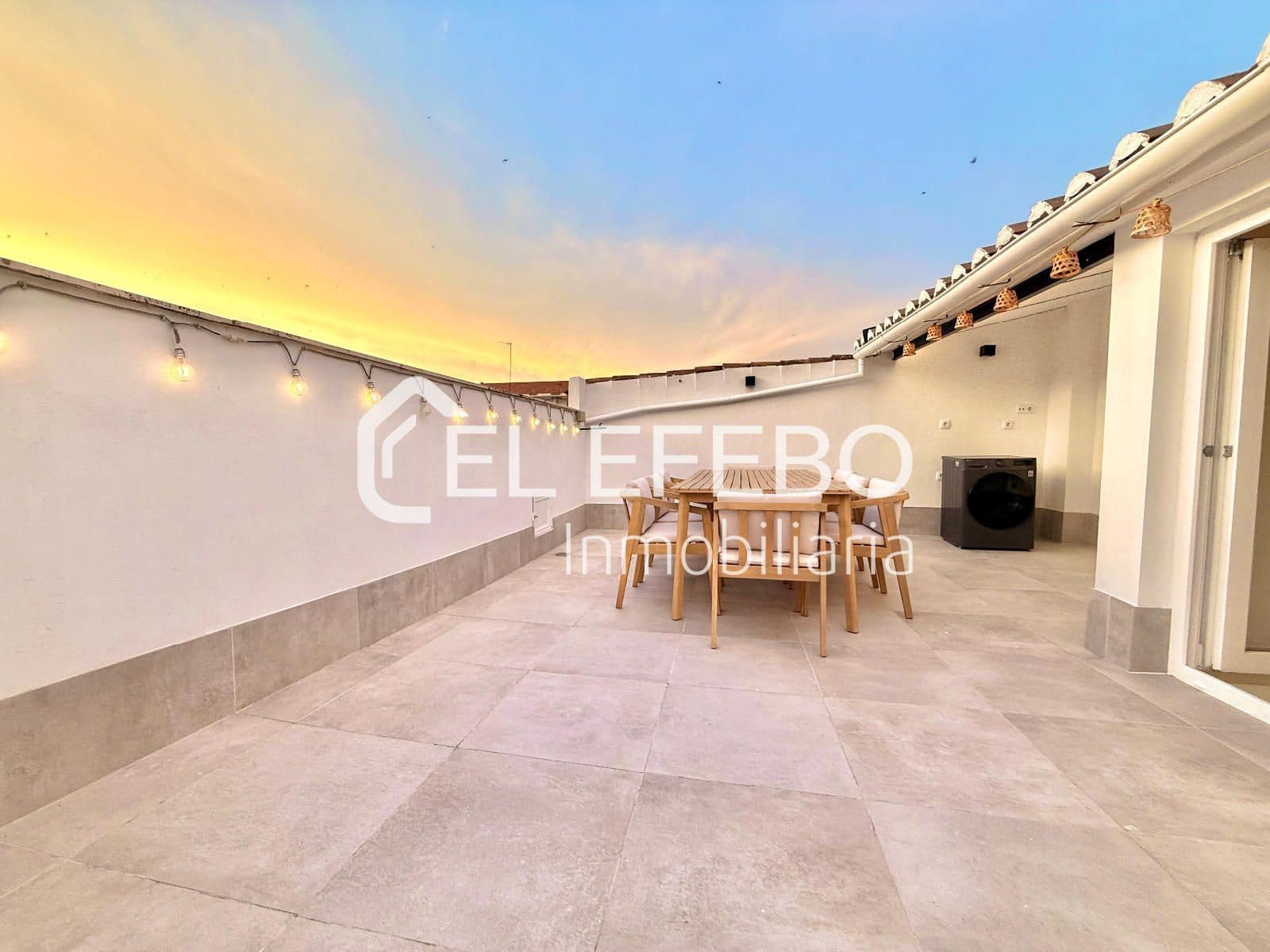 3 soveværelse Lejlighed til salg i Antequera - € 259.000 (Ref: 10045361)
