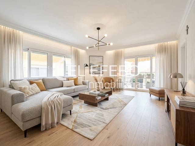 4 soveværelse Lejlighed til salg i Antequera - € 385.000 (Ref: 10045362)