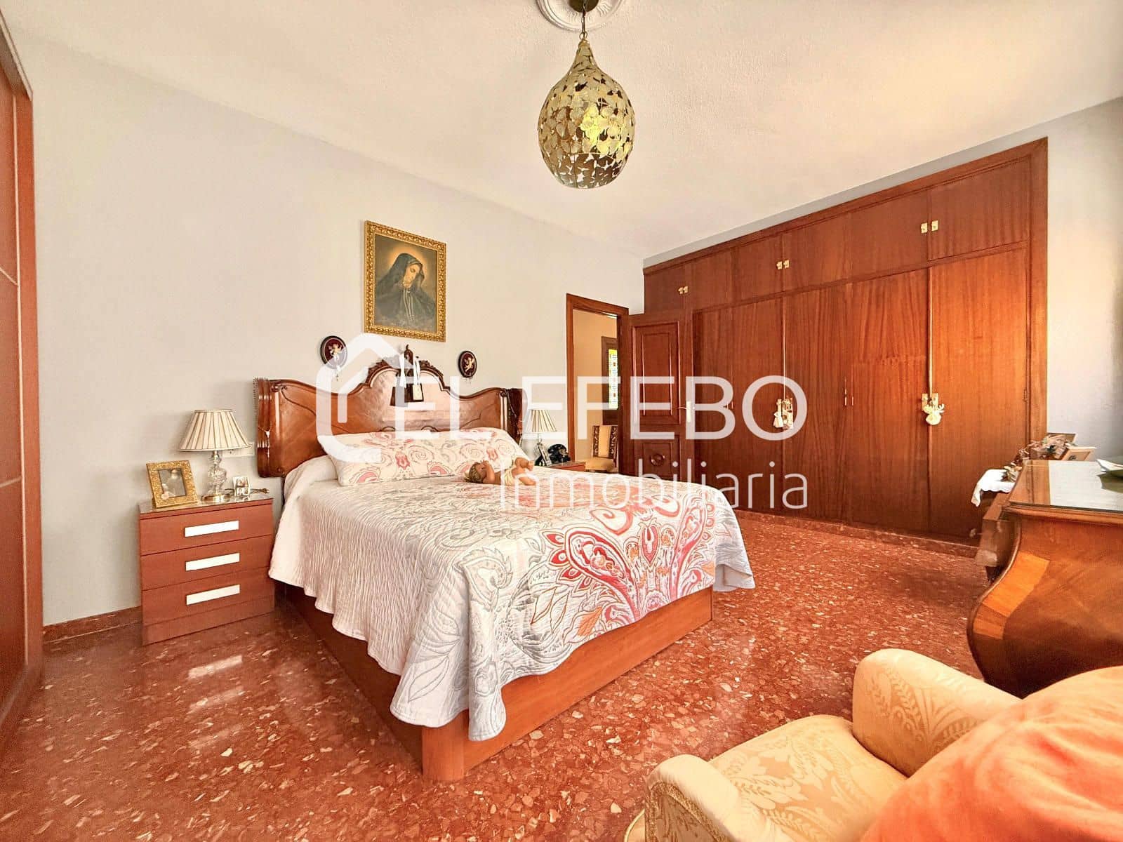4 bedroom Flat for sale in Antequera - € 385,000 (Ref: 10045362)