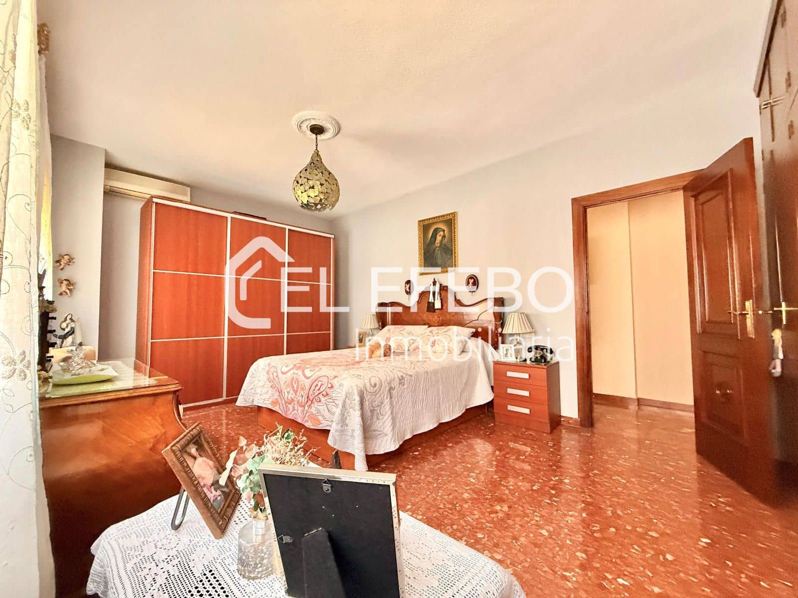 4 bedroom Flat for sale in Antequera - € 385,000 (Ref: 10045362)