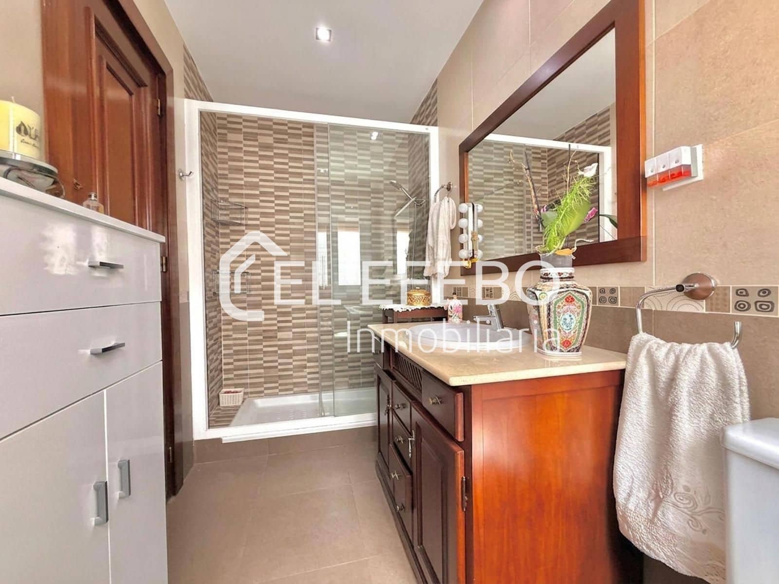 4 bedroom Flat for sale in Antequera - € 385,000 (Ref: 10045362)