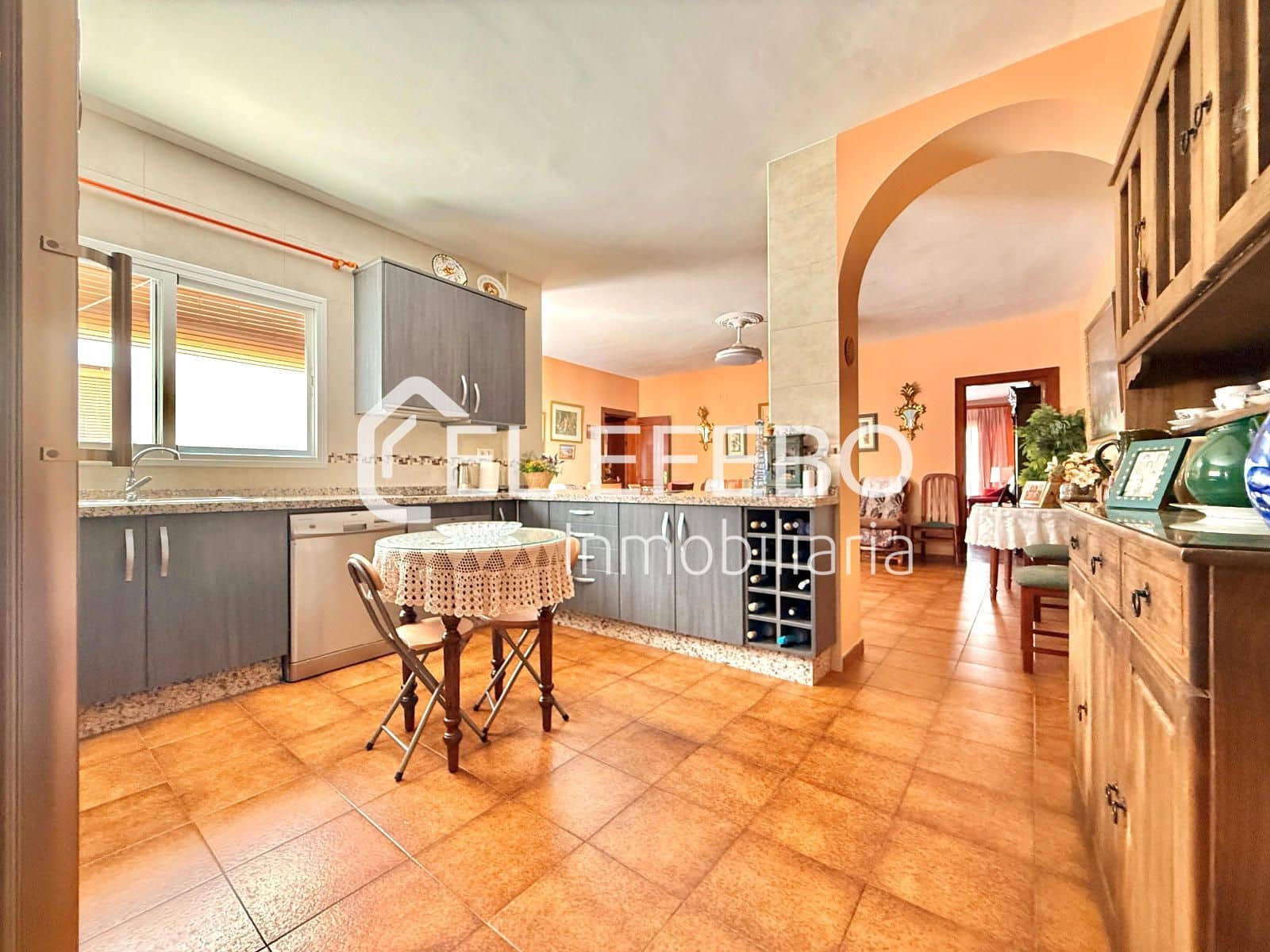 4 bedroom Flat for sale in Antequera - € 385,000 (Ref: 10045362)