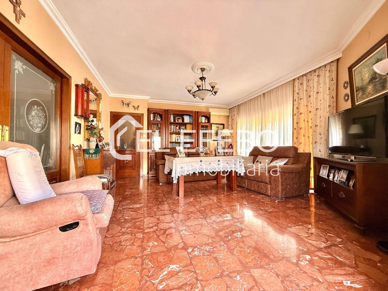 4 bedroom Flat for sale in Antequera - € 385,000 (Ref: 10045362)