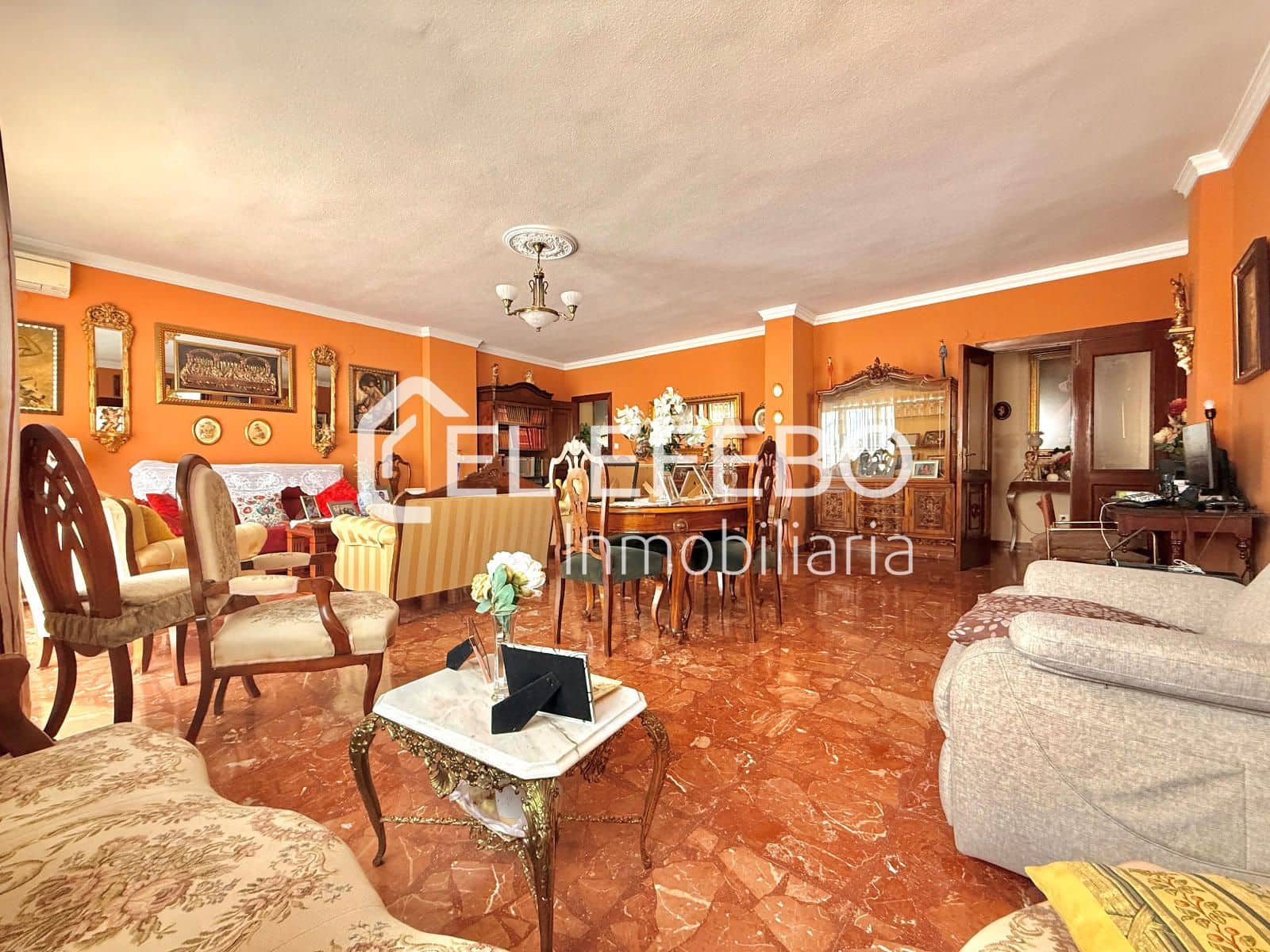 4 bedroom Flat for sale in Antequera - € 385,000 (Ref: 10045362)