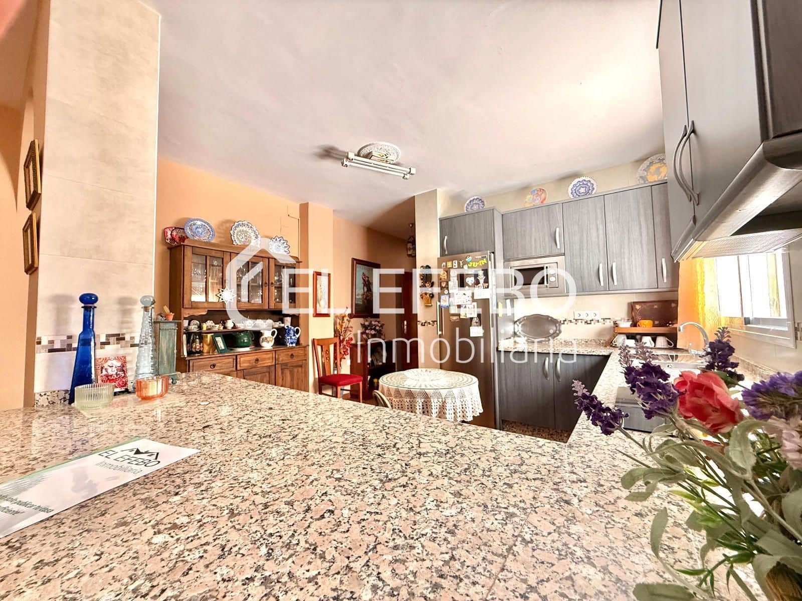 4 bedroom Flat for sale in Antequera - € 385,000 (Ref: 10045362)