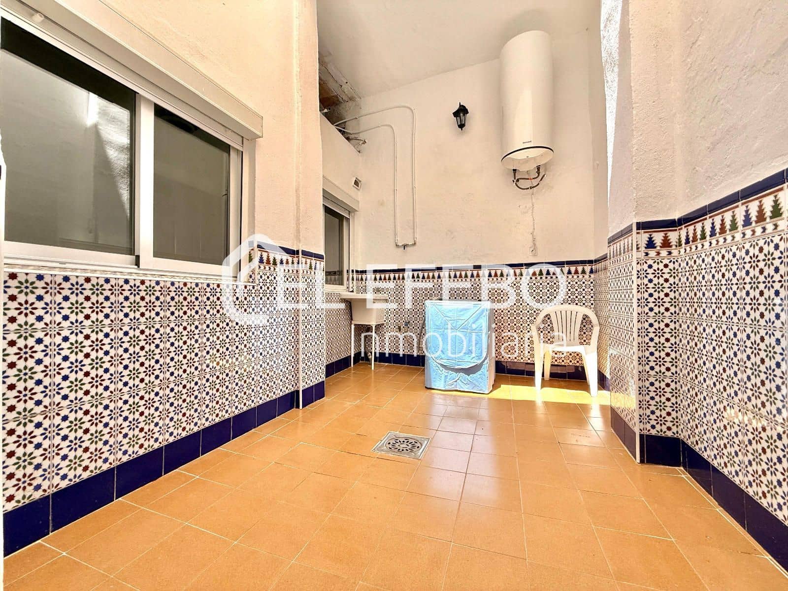 4 quarto Moradia para arrendar em Antequera - 1 100 € (Ref: 10057262)