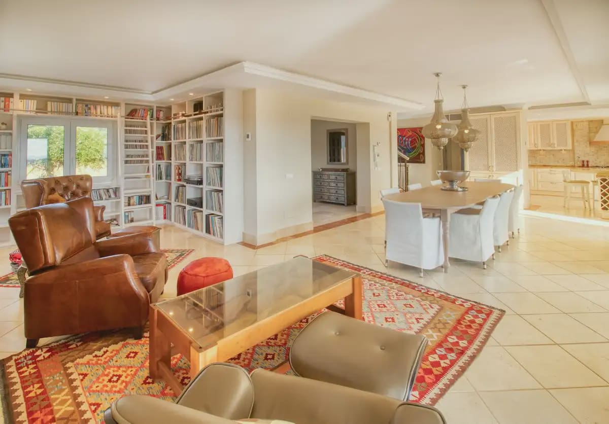 Villa te koop in Estepona - € 2.450.000 (Ref: 10016625)