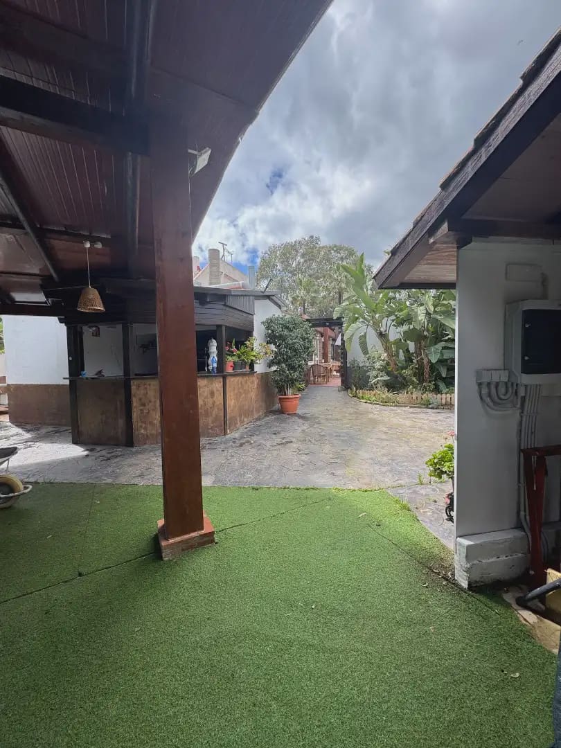 Commerciale in vendita in Estepona - 2.000.000 € (Rif: 10016626)