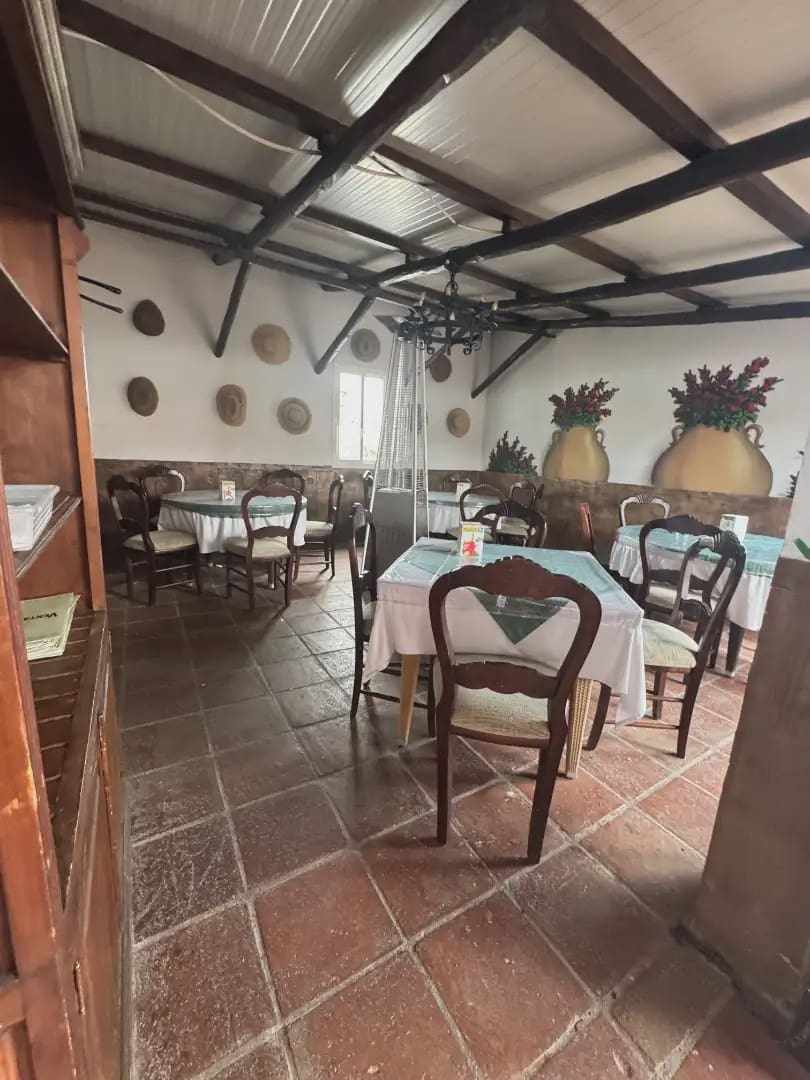 Commerciale in vendita in Estepona - 2.000.000 € (Rif: 10016626)