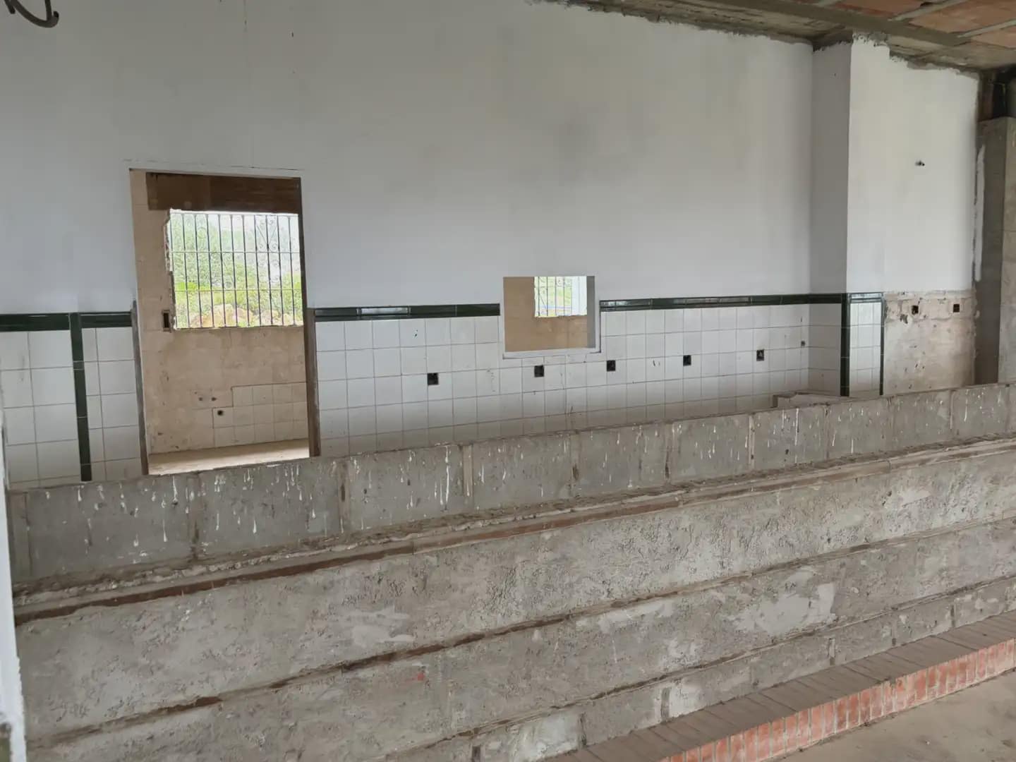 14 bedroom Commercial for sale in Manilva - € 1,400,000 (Ref: 10016628)