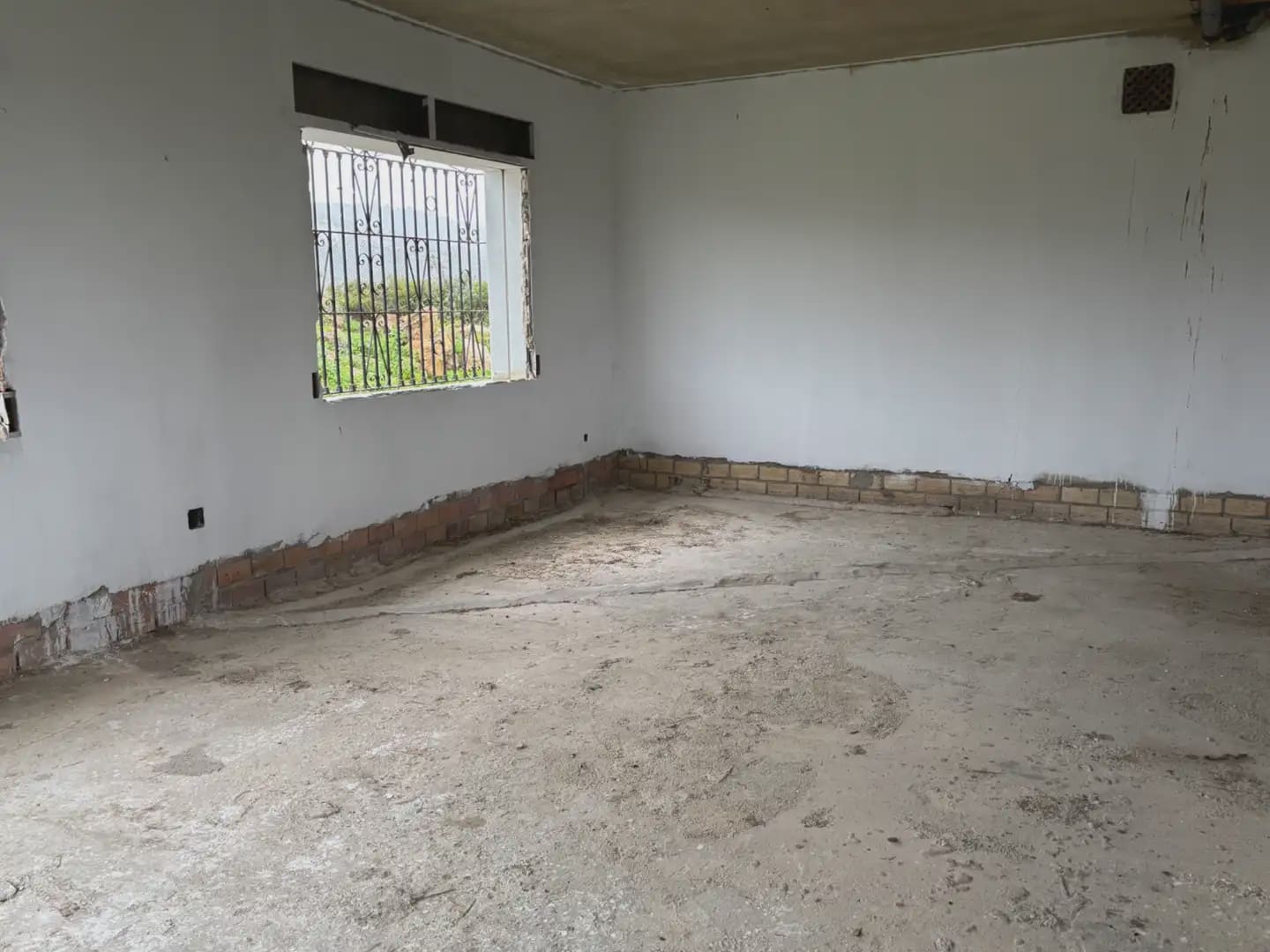 14 bedroom Commercial for sale in Manilva - € 1,400,000 (Ref: 10016628)
