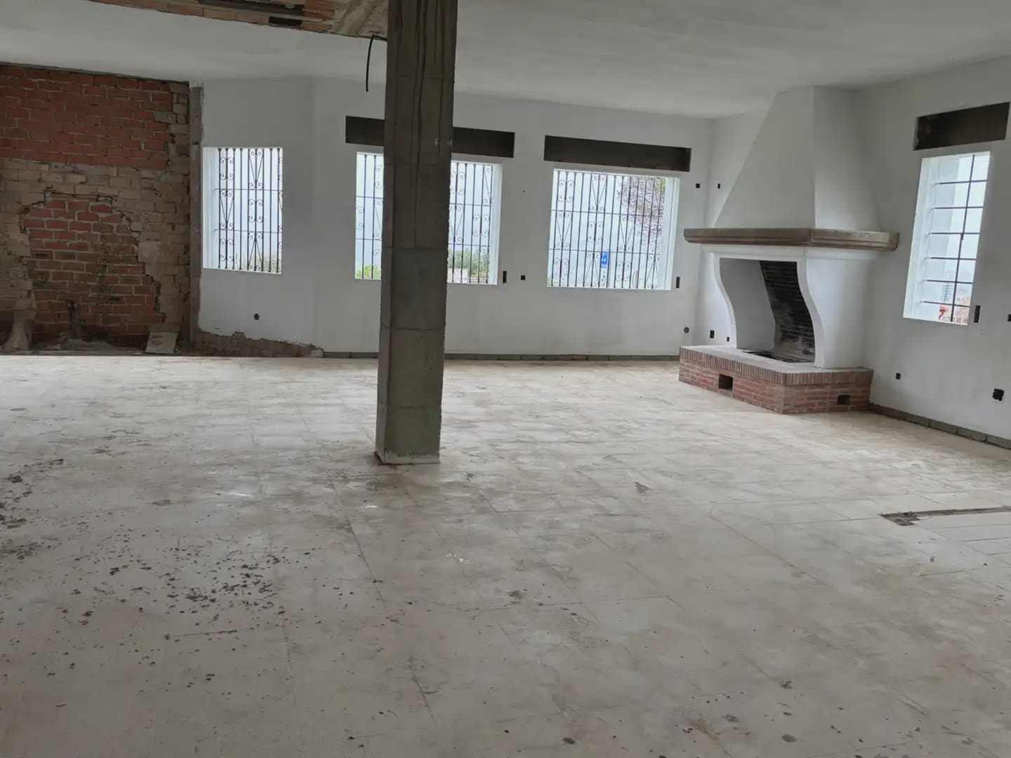 14 bedroom Commercial for sale in Manilva - € 1,400,000 (Ref: 10016628)