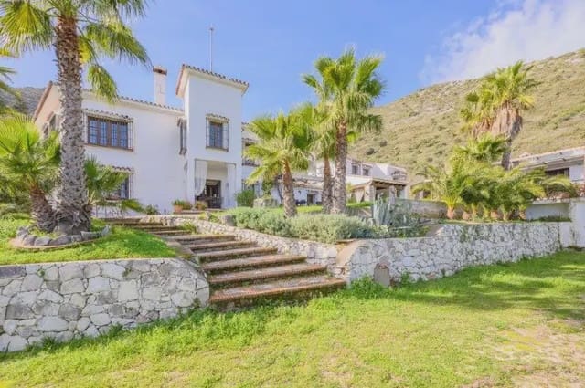 Maalaistalo myytävänä paikassa La Patera, Marbella - 3 500 000 € (Ref: 10016630)
