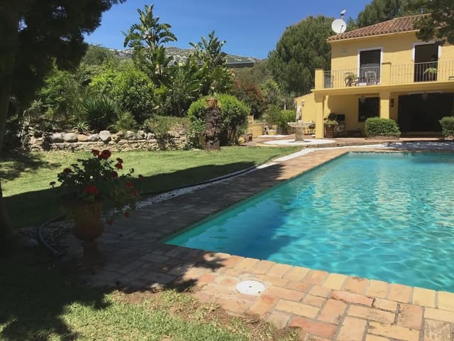 Finca/Casa Rural en El Paraiso, Estepona en venta - 1.450.000 € (Ref: 10016634)
