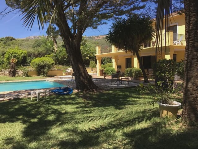 Finca/Casa Rural en El Paraiso, Estepona en venta - 1.450.000 € (Ref: 10016634)