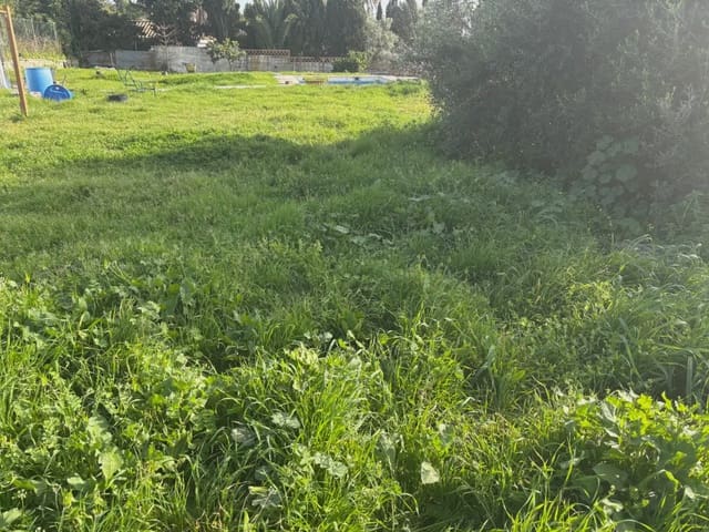 Finca/Herregård til salgs i Los Llanos, Estepona - € 320 000 (Ref: 10016635)