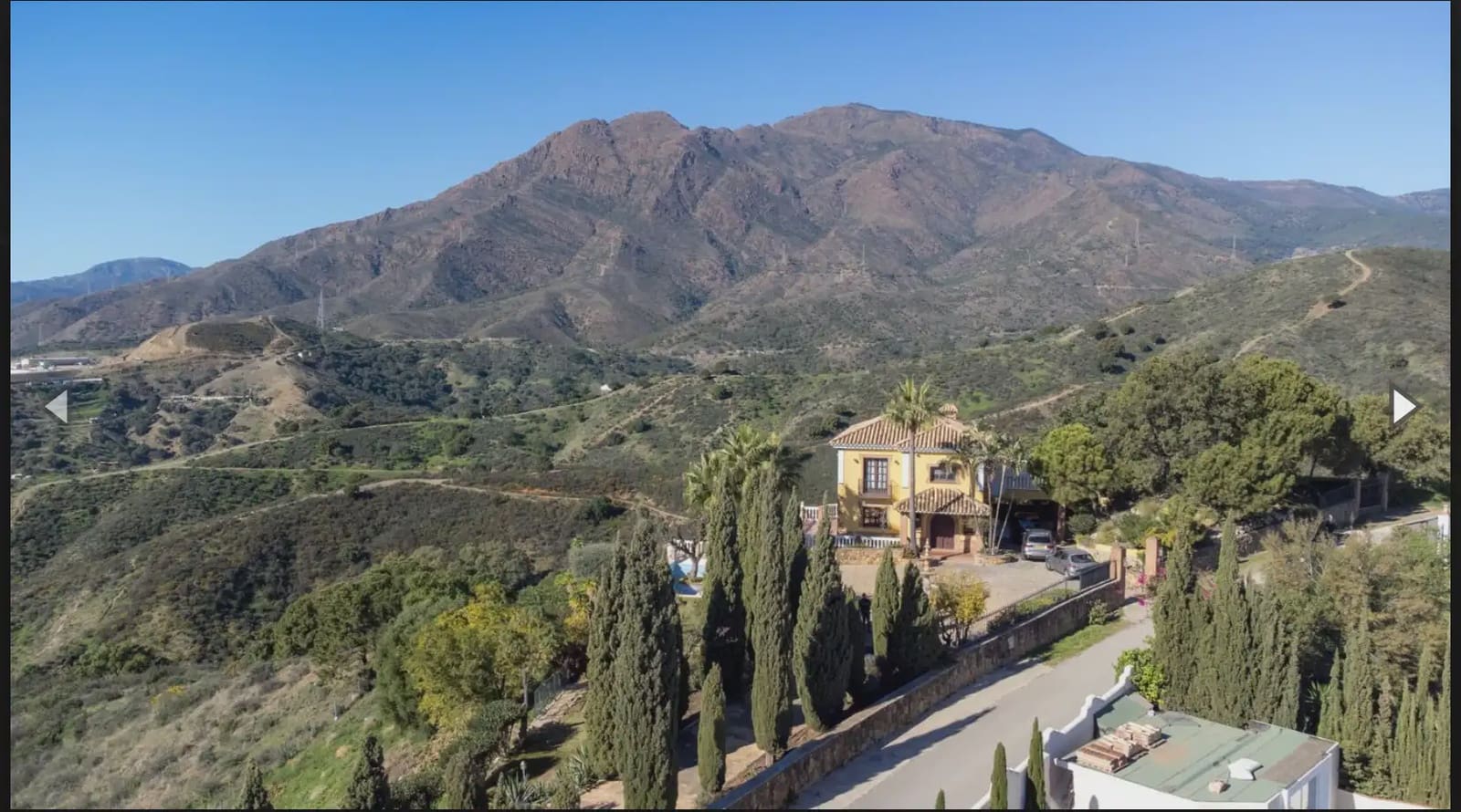 Villa til salgs i Estepona - € 1 395 000 (Ref: 10016637)