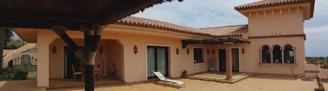 Finca/Casa Rural en Cancelada, Estepona en venta - 2.300.000 € (Ref: 10016638)