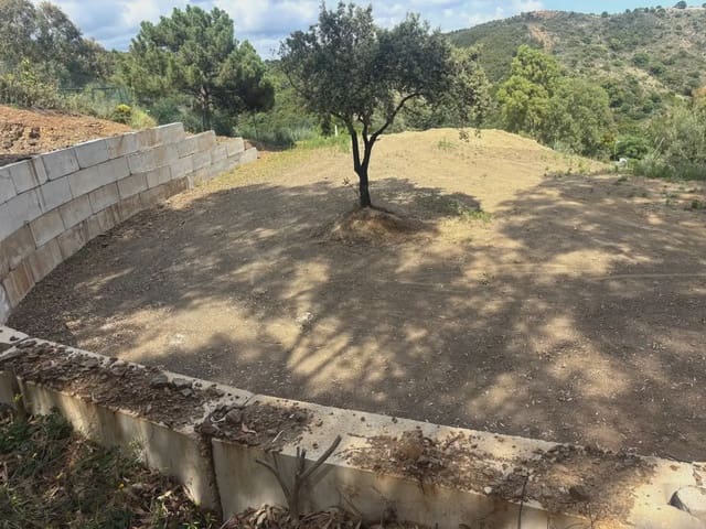 Terreno/Finca Rústica en Sierra de Estepona - Avda. de Andalucía, Estepona en venta - 188.000 € (Ref: 10016645)